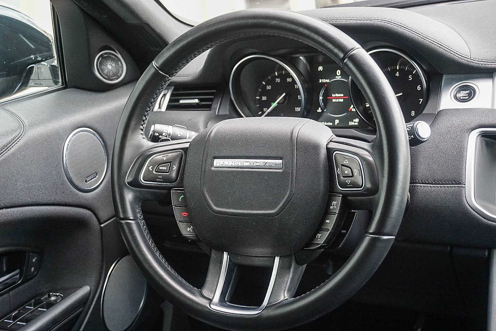 Thumbnail: 2018 Land Rover Range Rover Evoque - 17