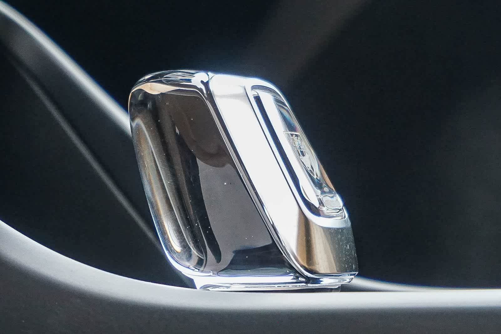 Thumbnail: 2022 Volvo XC40 - 22
