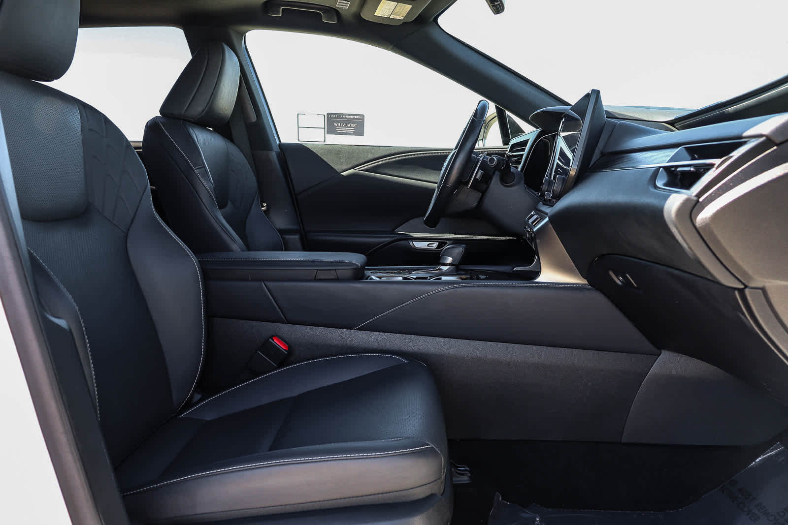 Thumbnail: 2023 Lexus RX - 16