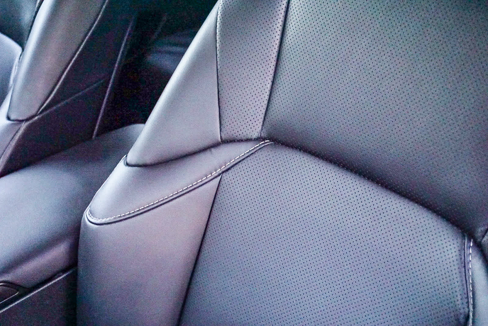 Thumbnail: 2023 Lexus ES - 29