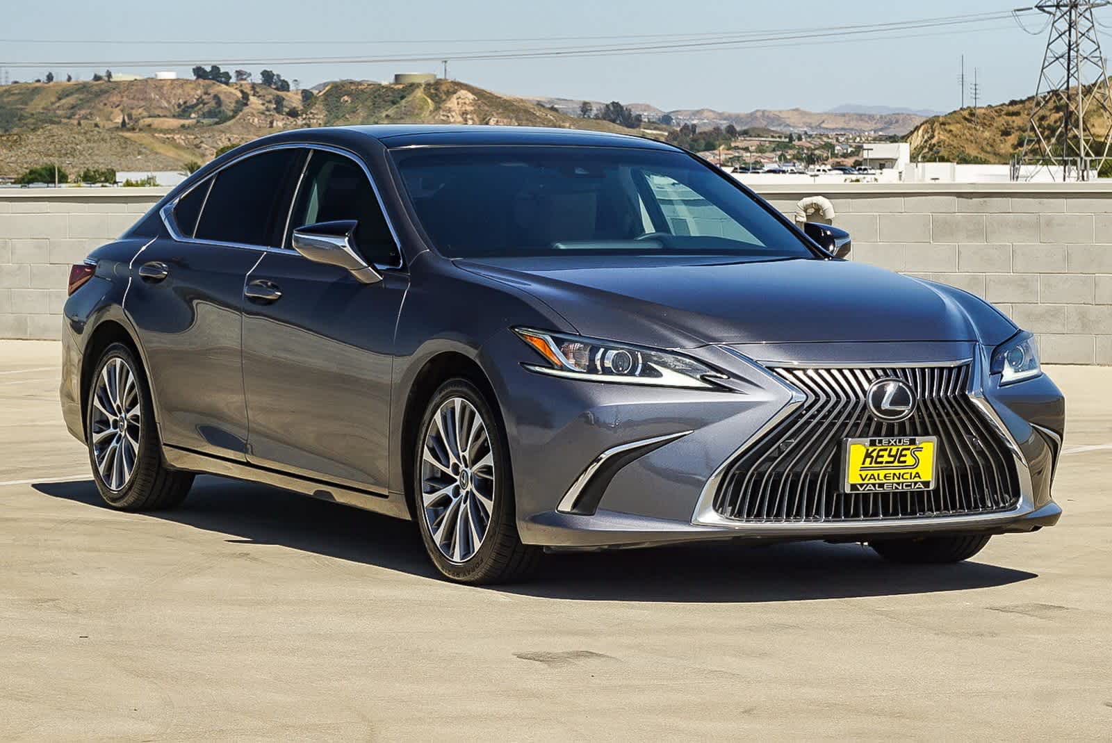 Thumbnail: 2019 Lexus ES - 8