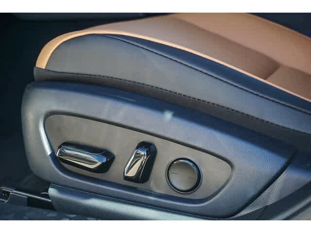 Thumbnail: 2025 Lexus ES - 46