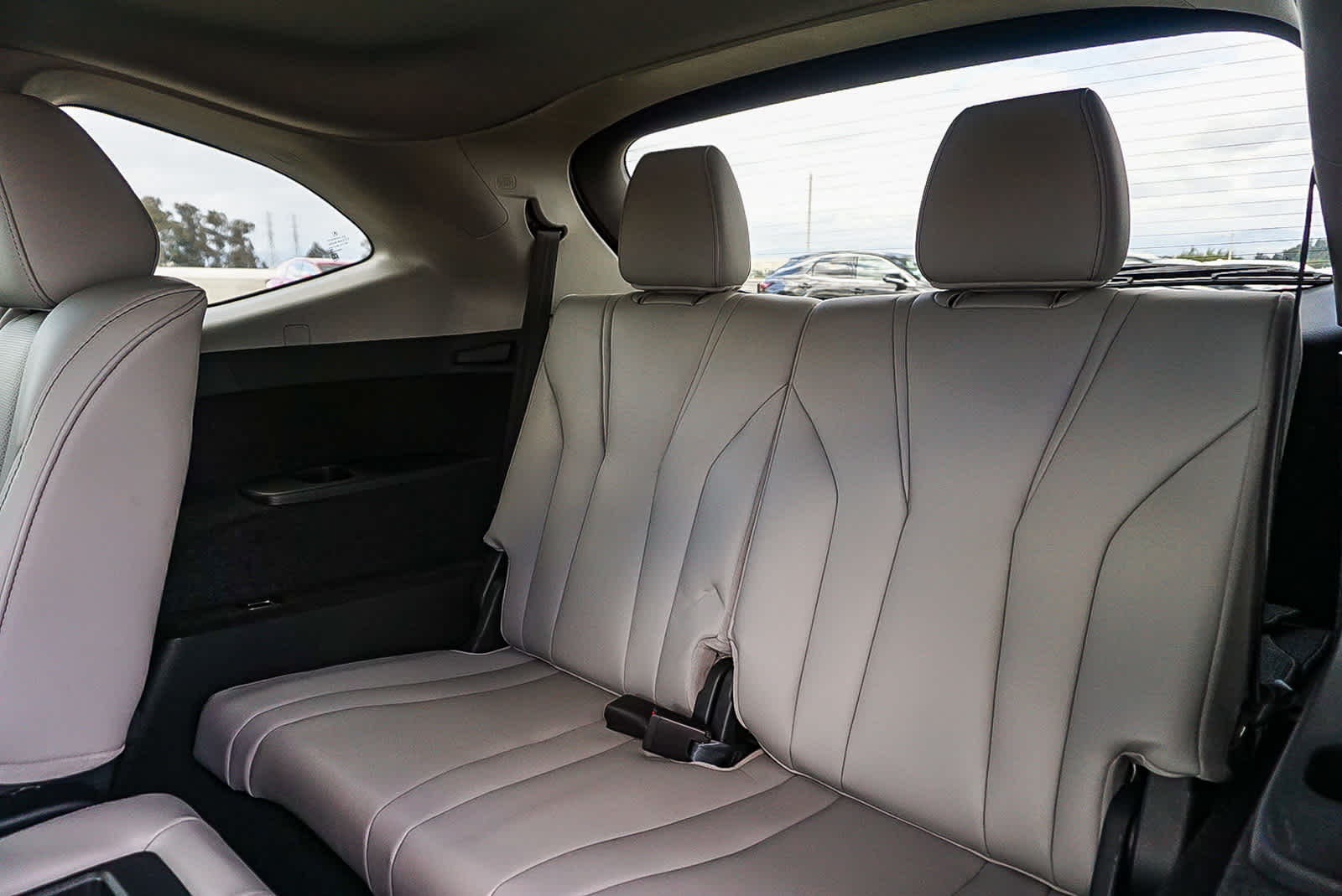 Thumbnail: 2023 Acura MDX - 20