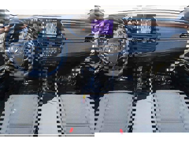 Thumbnail: 2025 Lexus ES - 13