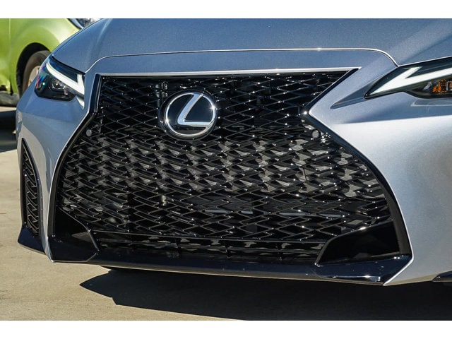 Thumbnail: 2025 Lexus IS - 8