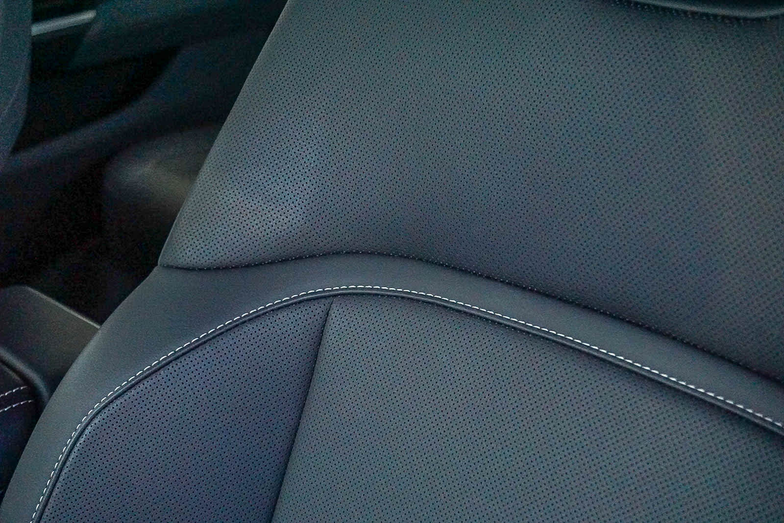 Thumbnail: 2025 Lucid Air - 24