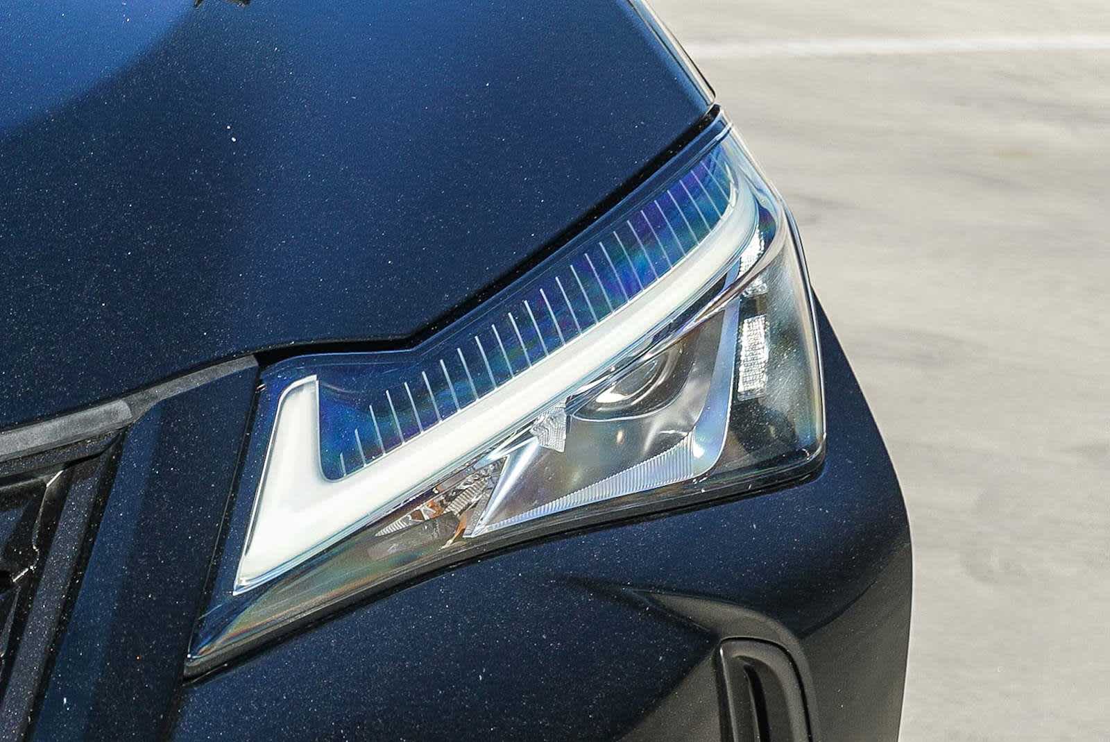 Thumbnail: 2022 Lexus UX - 7