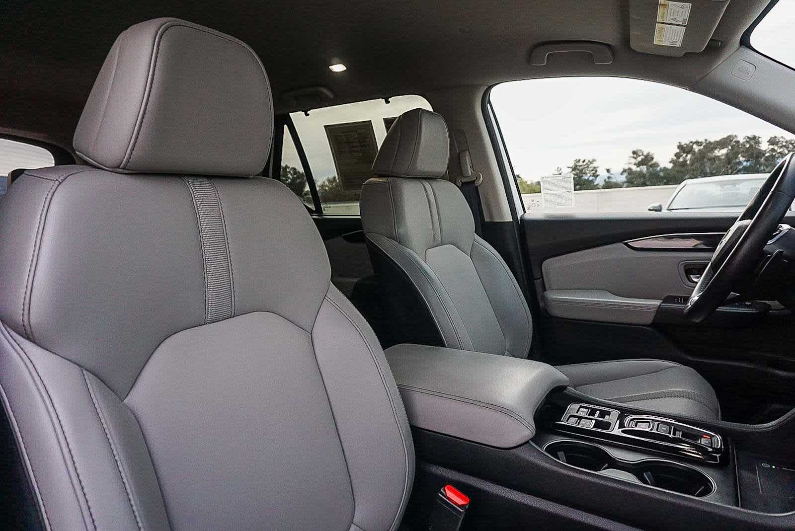 Thumbnail: 2023 Honda Pilot - 16