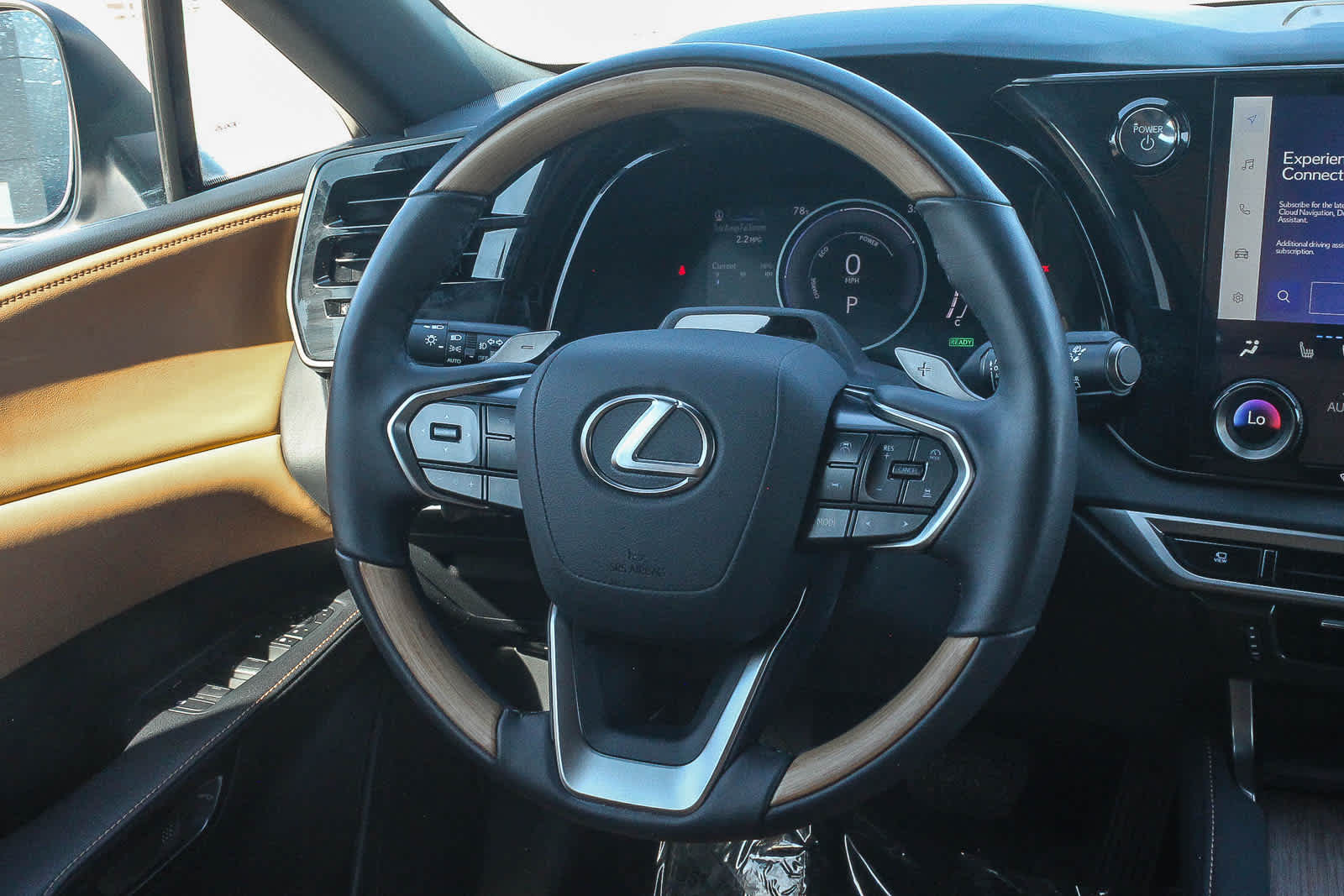 Thumbnail: 2024 Lexus RX - 16