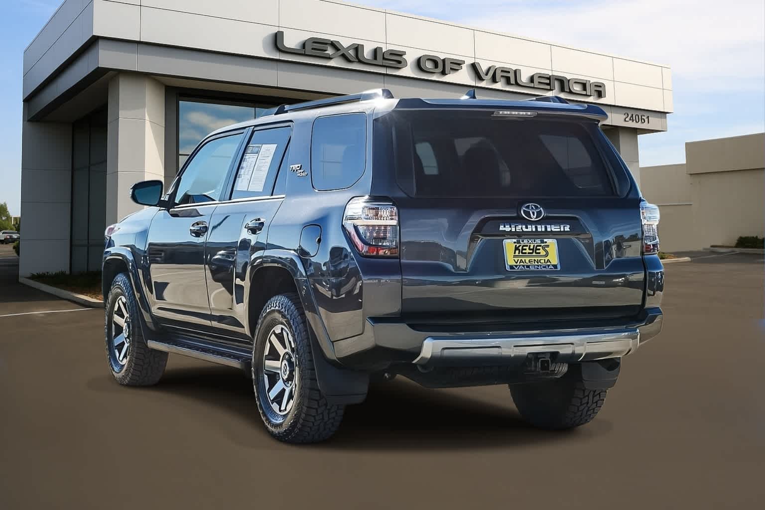 Thumbnail: 2022 Toyota 4Runner - 4