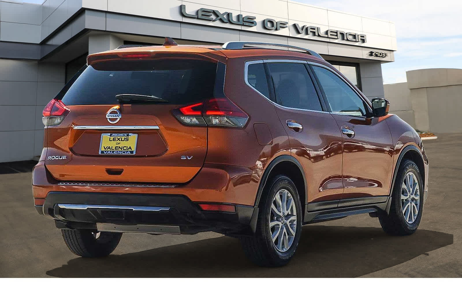 2017 Nissan Rogue SV photo 4