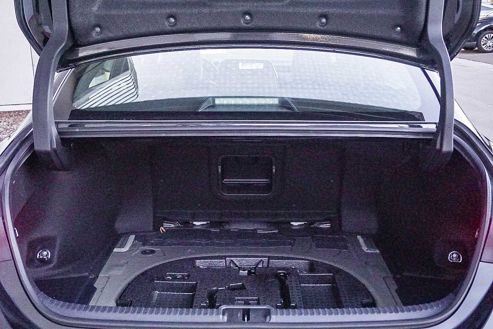 Thumbnail: 2025 Lexus ES - 38