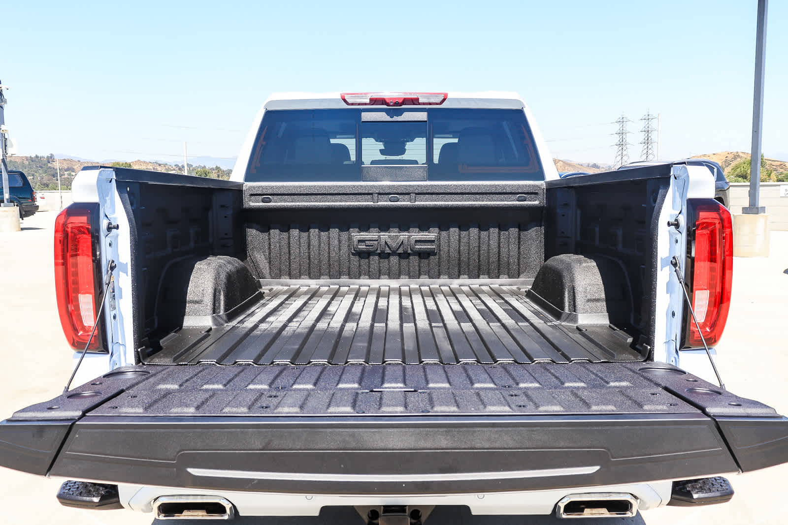 Thumbnail: 2026 GMC Sierra 1500 - 27