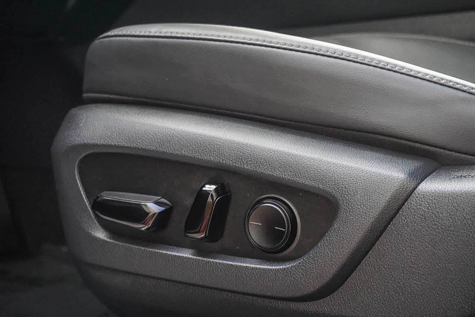 Thumbnail: 2024 Lexus RX - 23