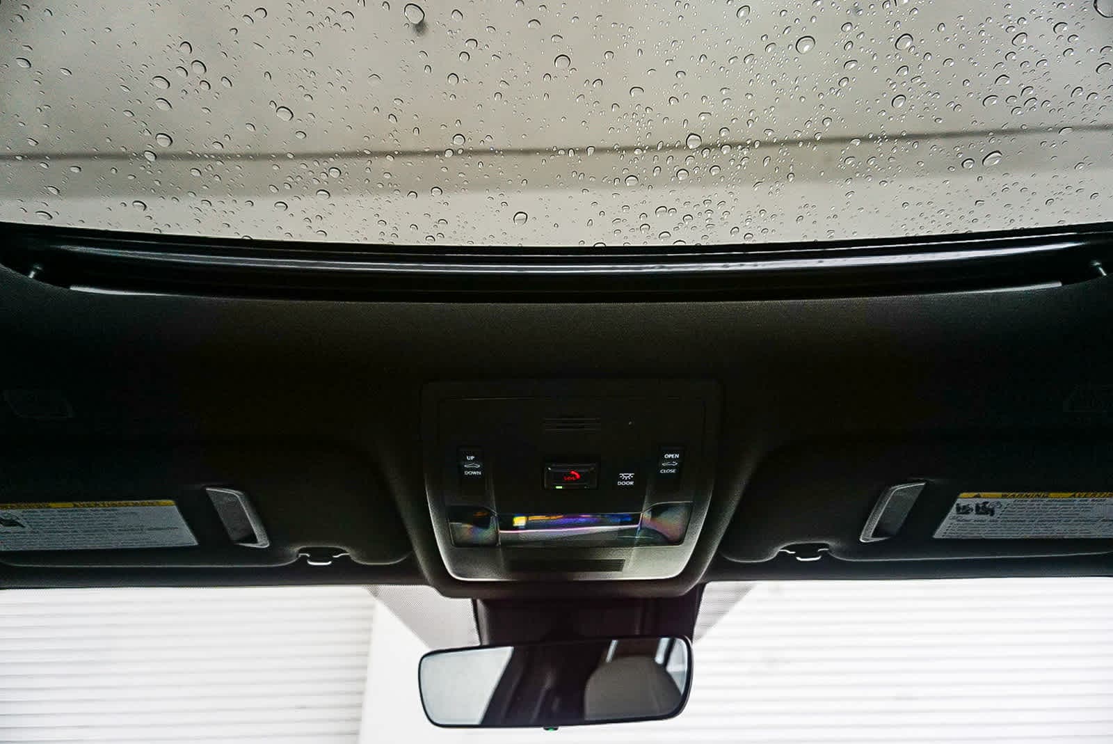 Thumbnail: 2023 Lexus UX - 9