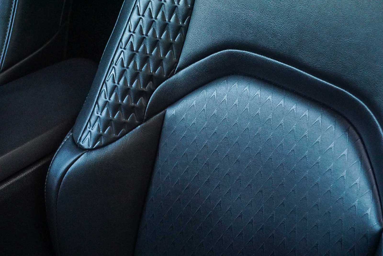 Thumbnail: 2022 Lexus UX - 24