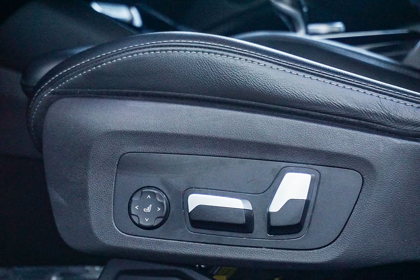 Thumbnail: 2023 BMW X3 - 21