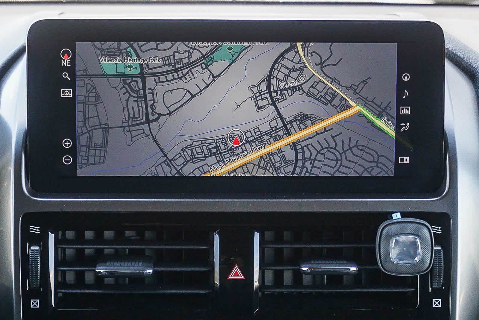 Thumbnail: 2022 Lexus GX - 15