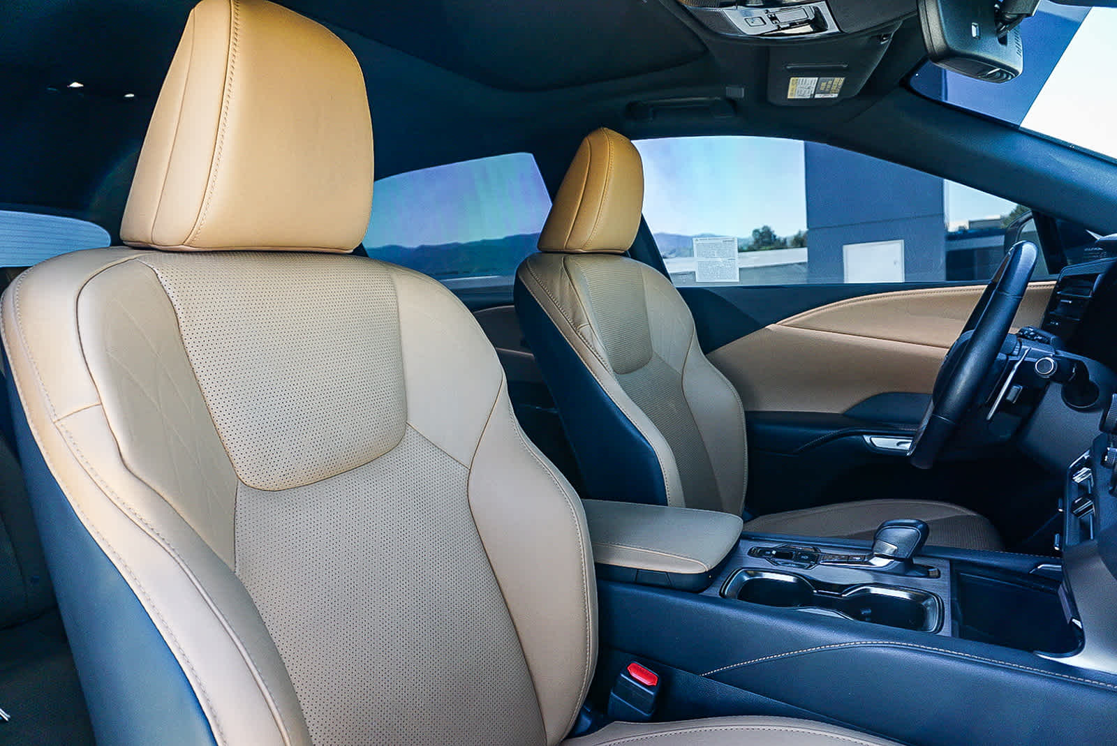 Thumbnail: 2023 Lexus RX - 17