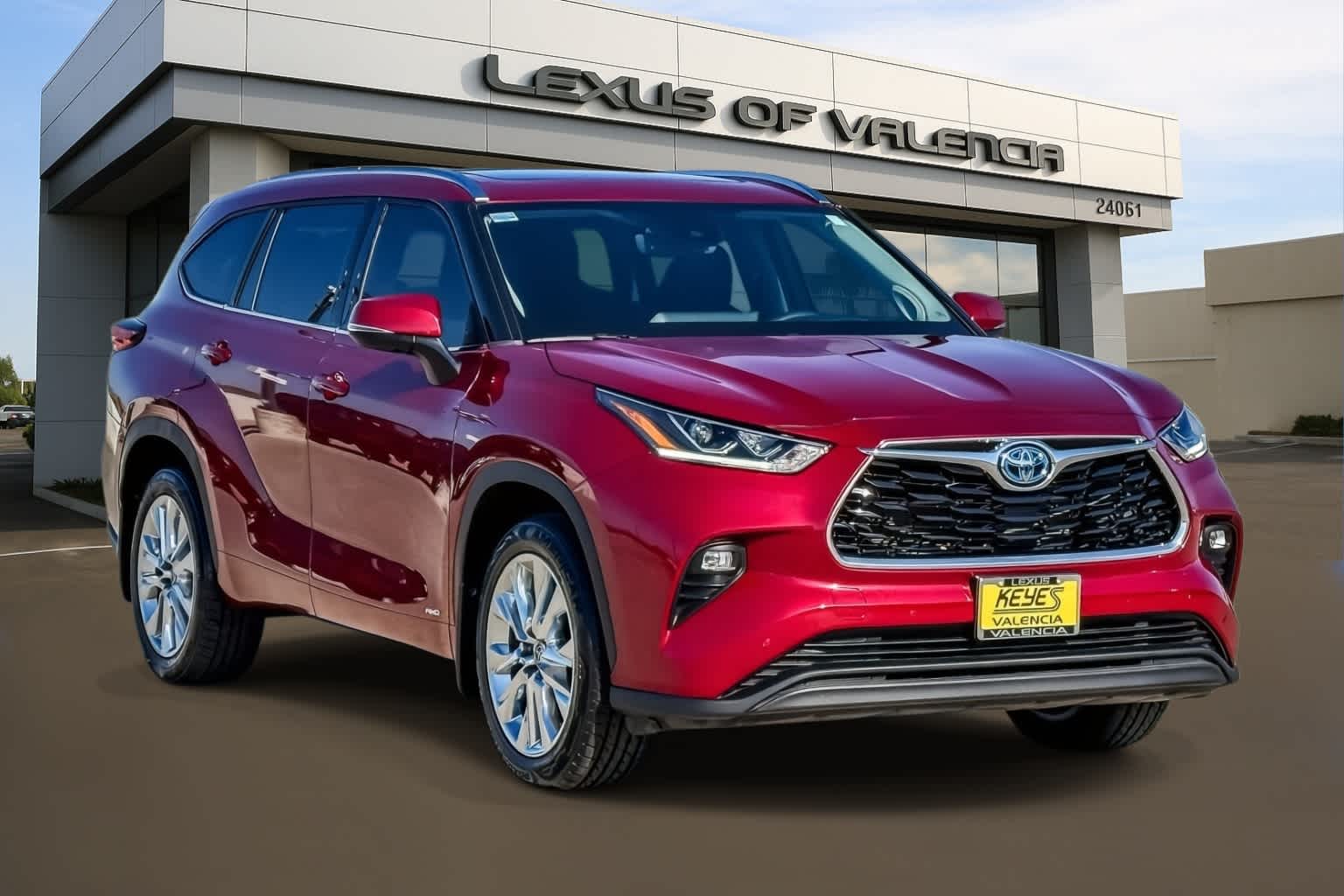 Thumbnail: 2023 Toyota Highlander - 5