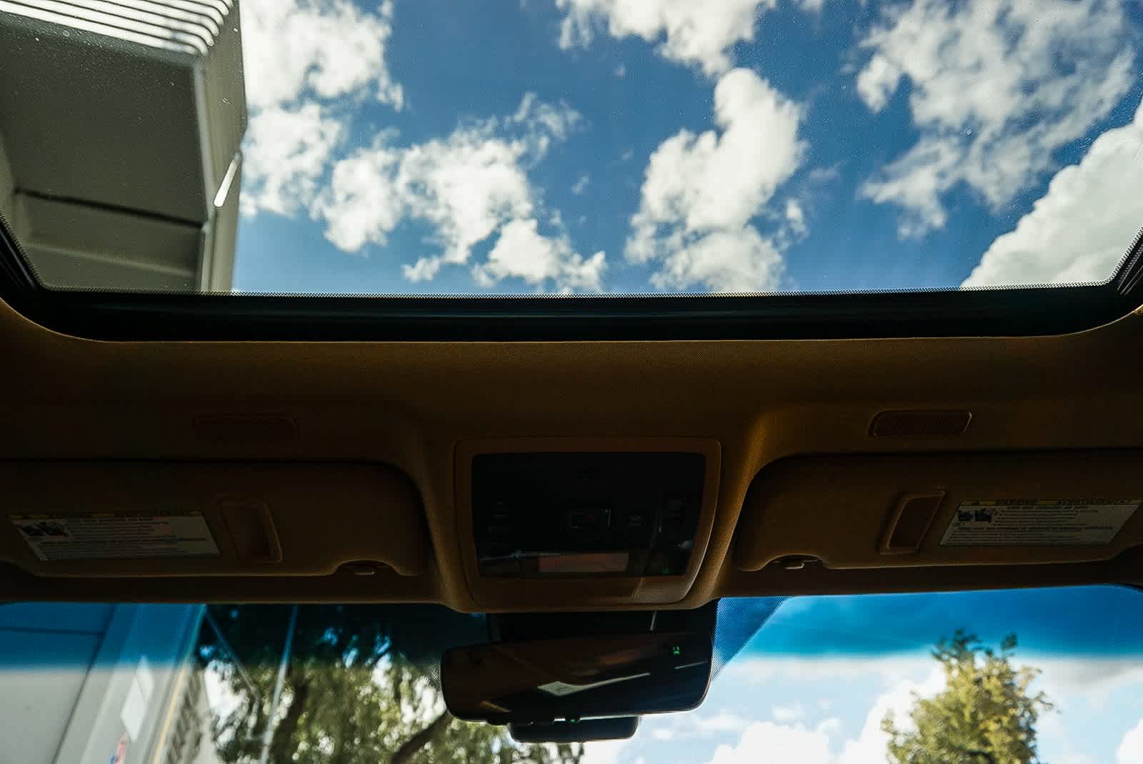 Thumbnail: 2025 Lexus ES - 14