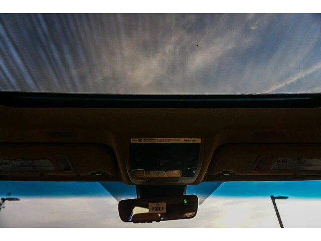 Thumbnail: 2025 Lexus ES - 12