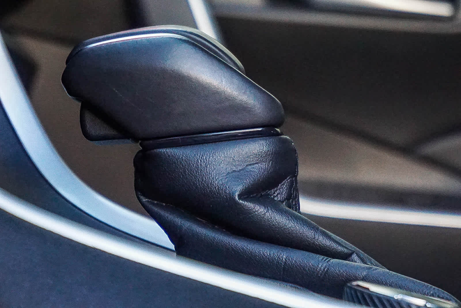 Thumbnail: 2022 Toyota RAV4 - 21