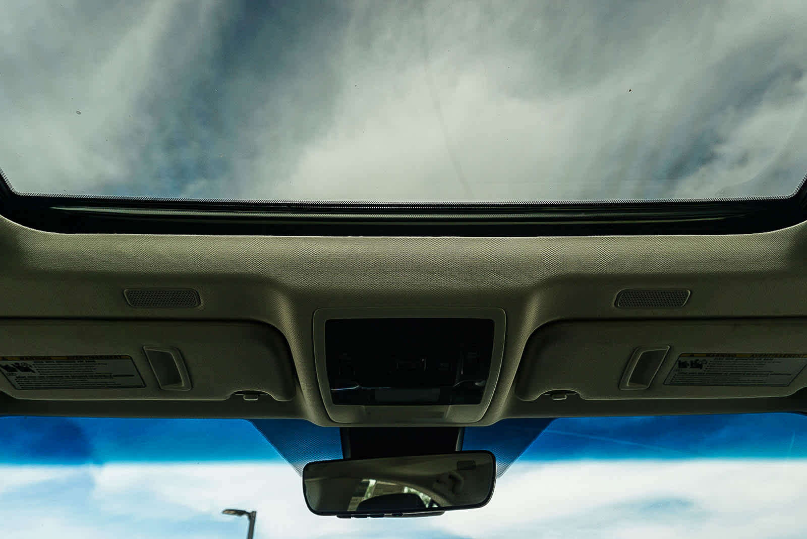 Thumbnail: 2025 Lexus ES - 12