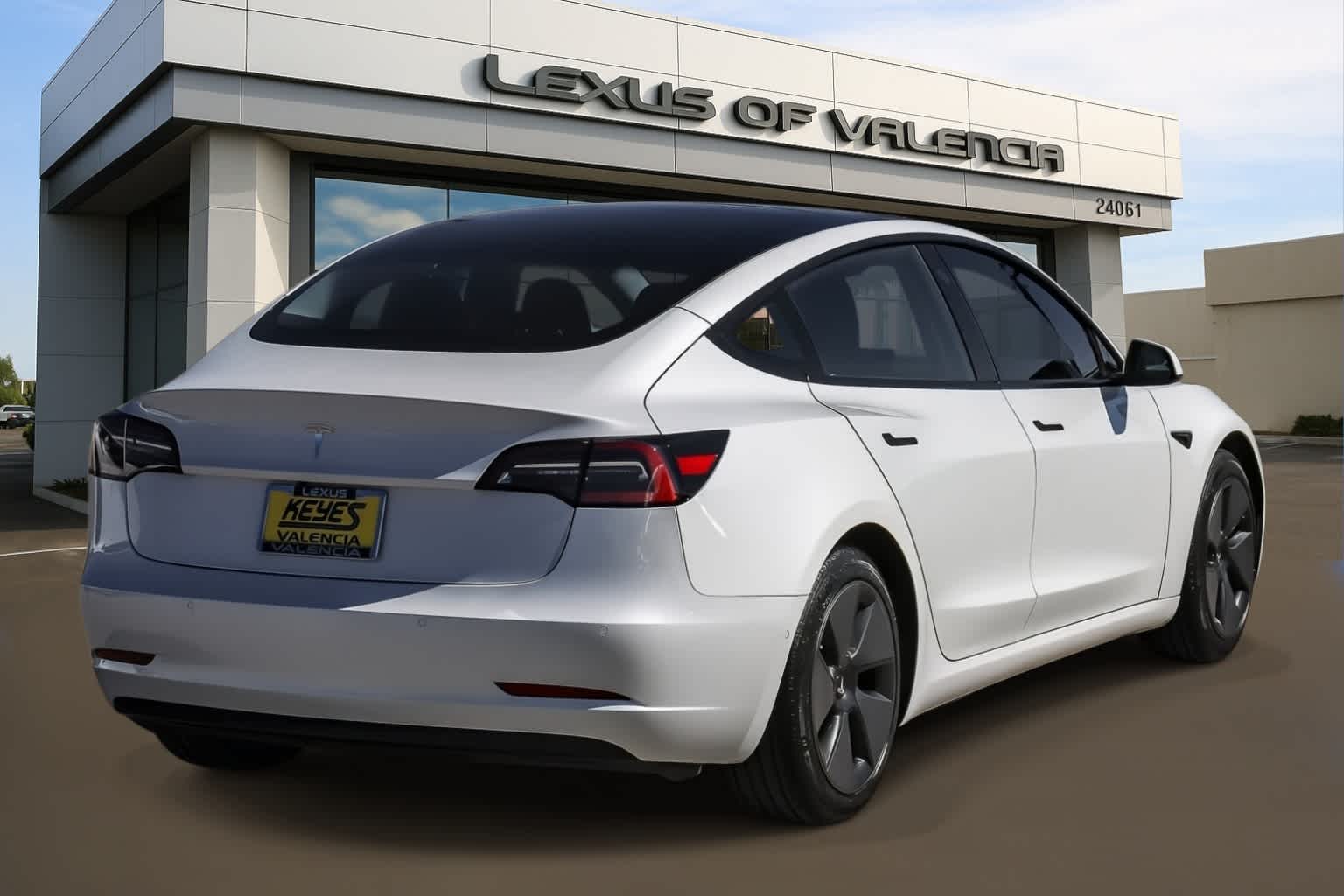 Thumbnail: 2021 Tesla Model 3 - 4