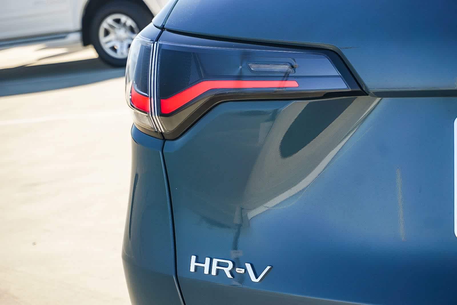 Thumbnail: 2025 Honda HR-V - 12