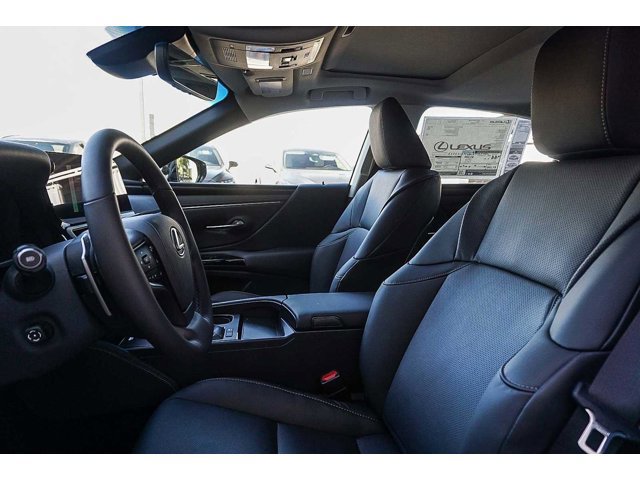 Thumbnail: 2025 Lexus ES - 18