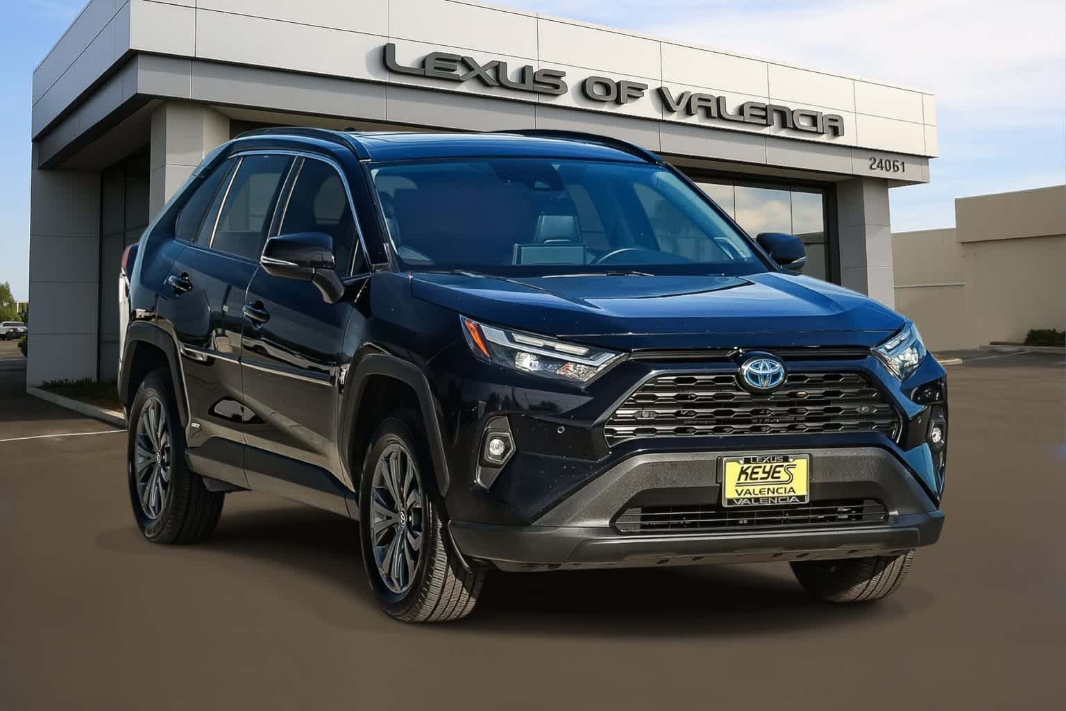 Thumbnail: 2022 Toyota RAV4 - 5