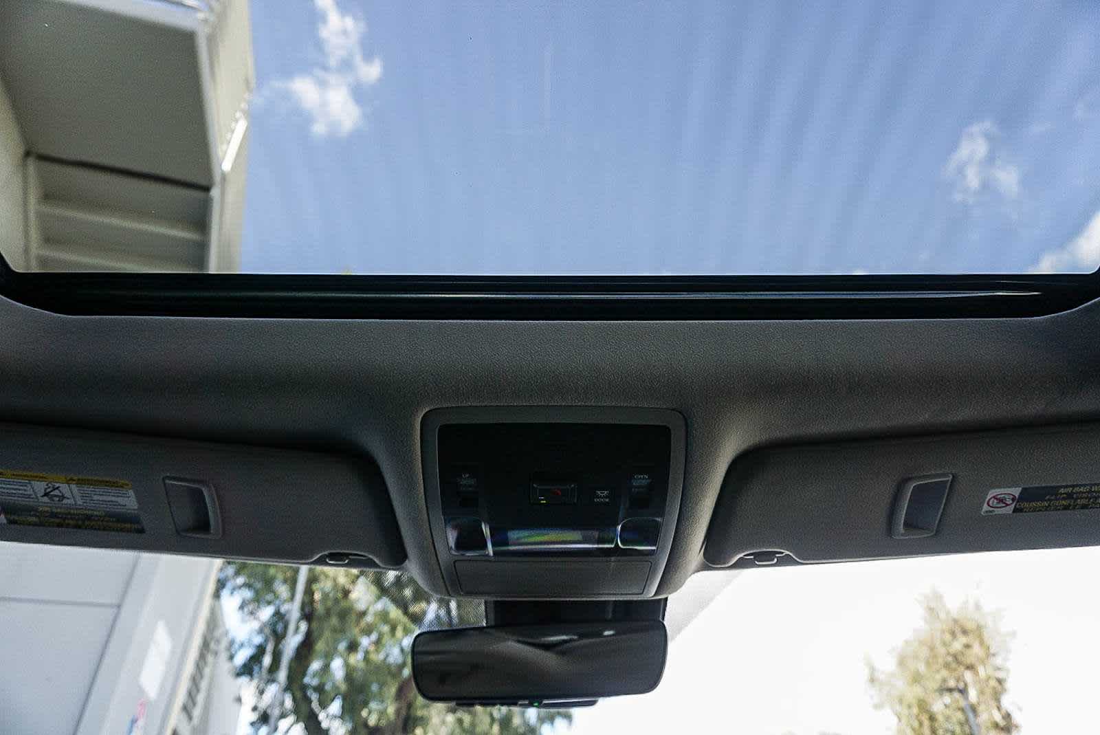 Thumbnail: 2022 Lexus RX - 12