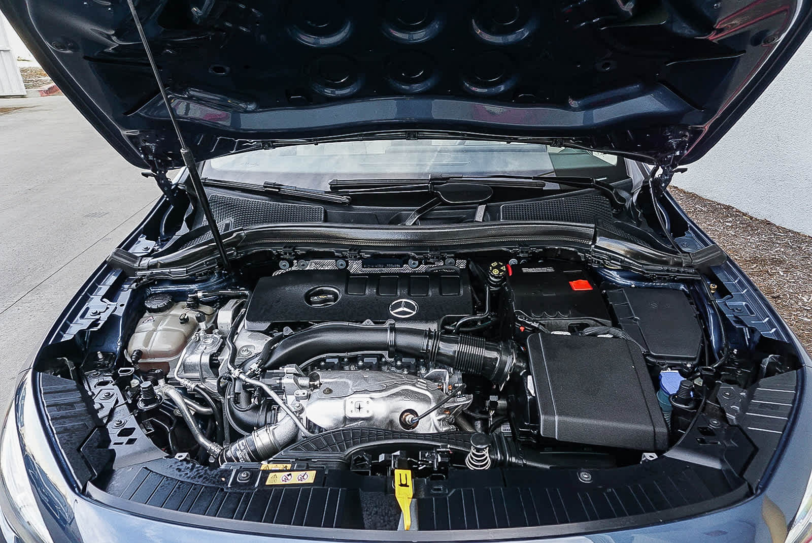 Thumbnail: 2022 Mercedes-Benz GLA - 27