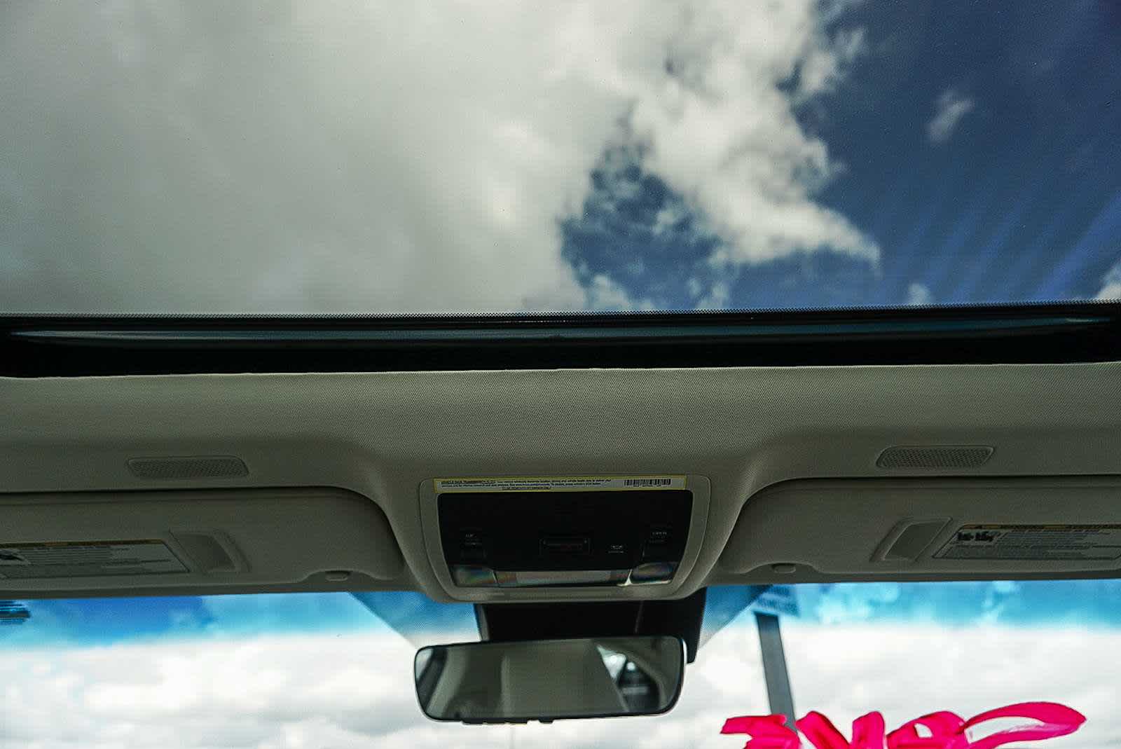 Thumbnail: 2025 Lexus ES - 12