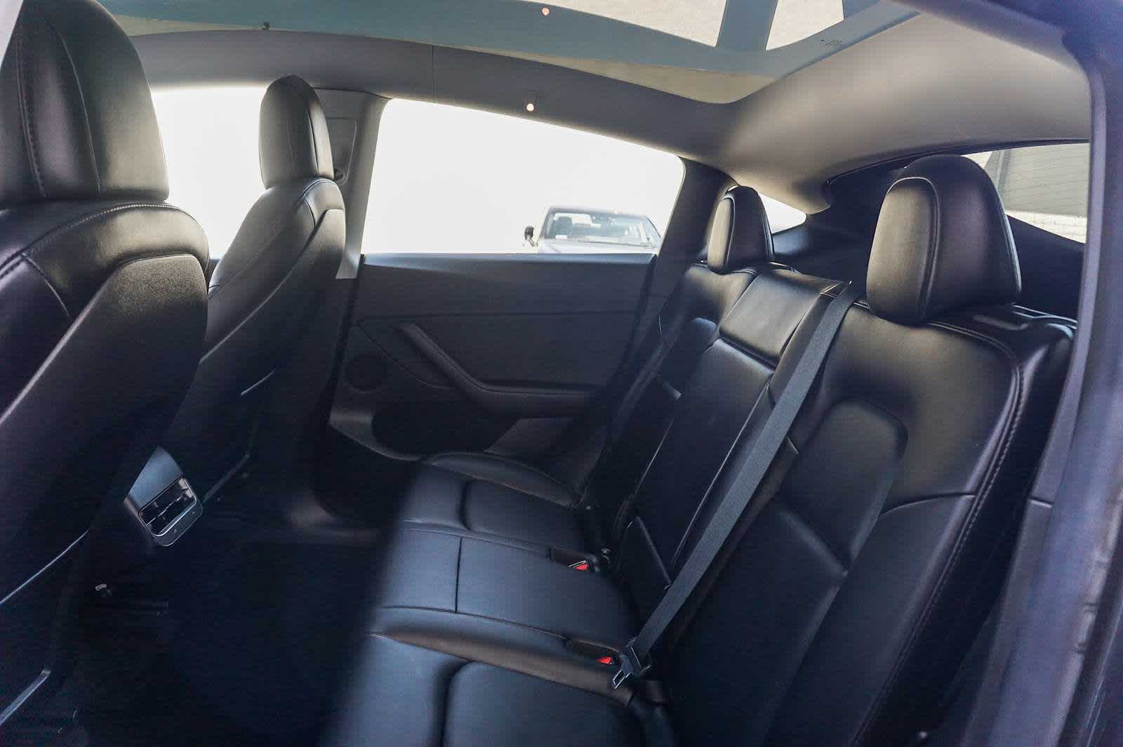 Thumbnail: 2021 Tesla Model Y - 18