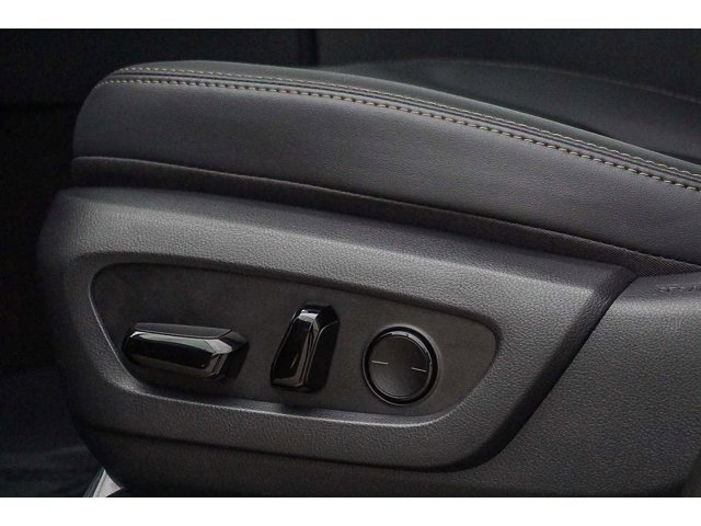 Thumbnail: 2026 Lexus GX - 26