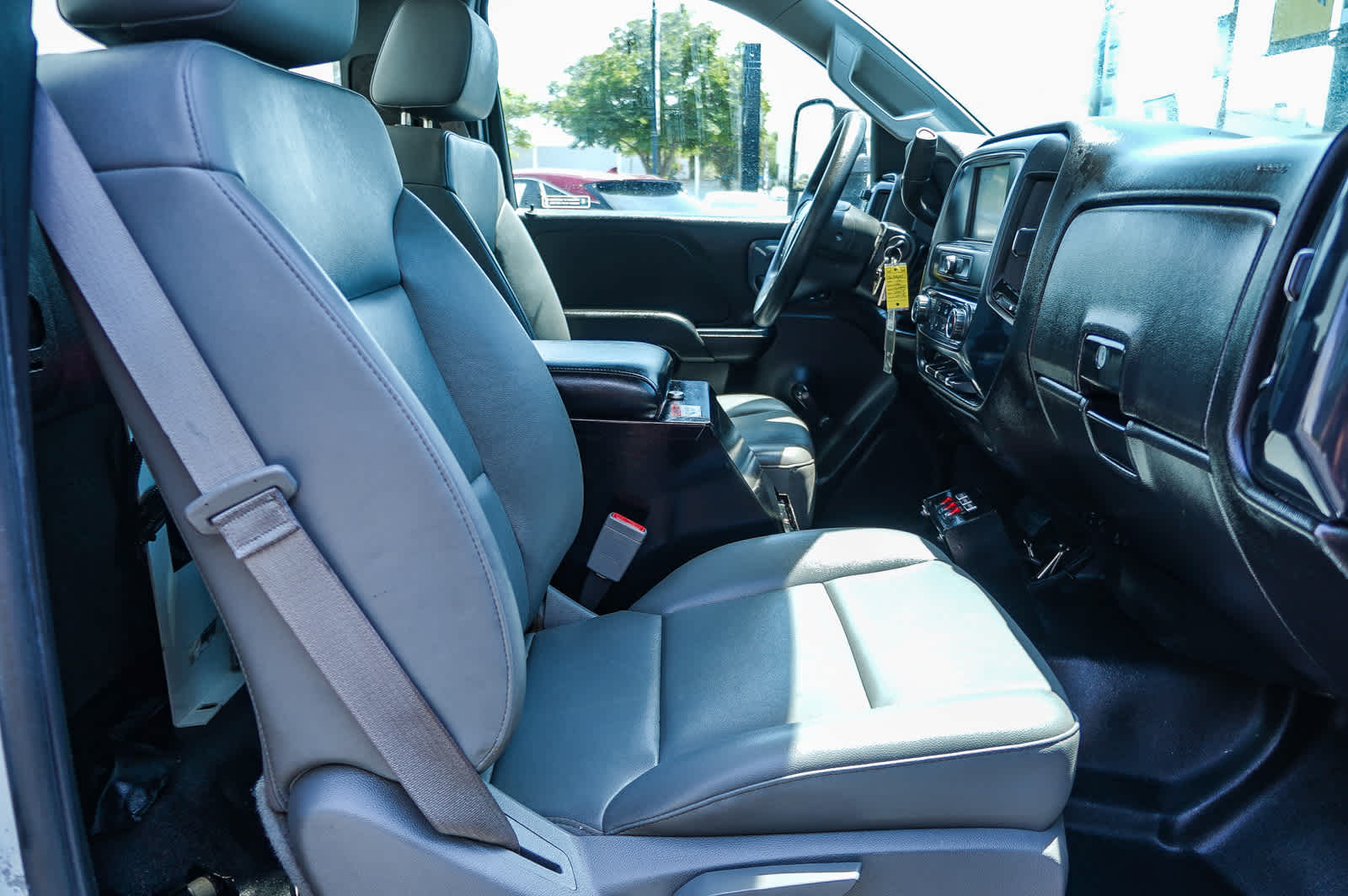 Thumbnail: 2016 Chevrolet Silverado 3500 - 18
