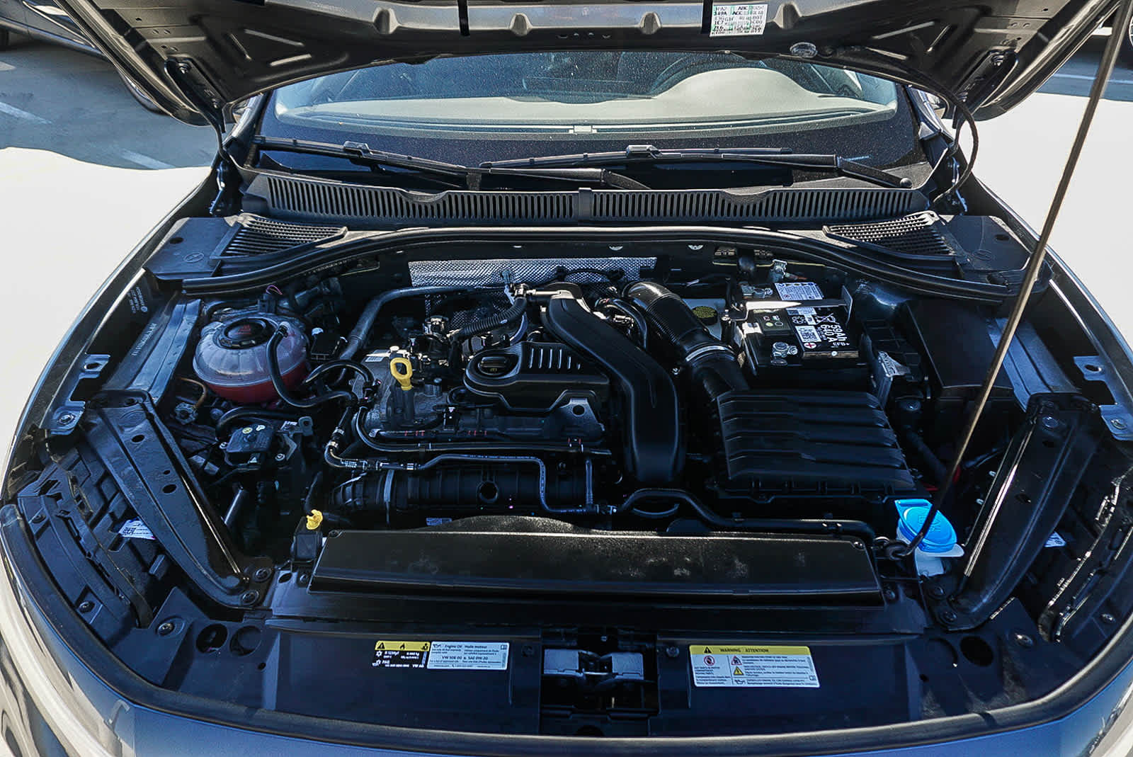 Thumbnail: 2025 Volkswagen Jetta - 28