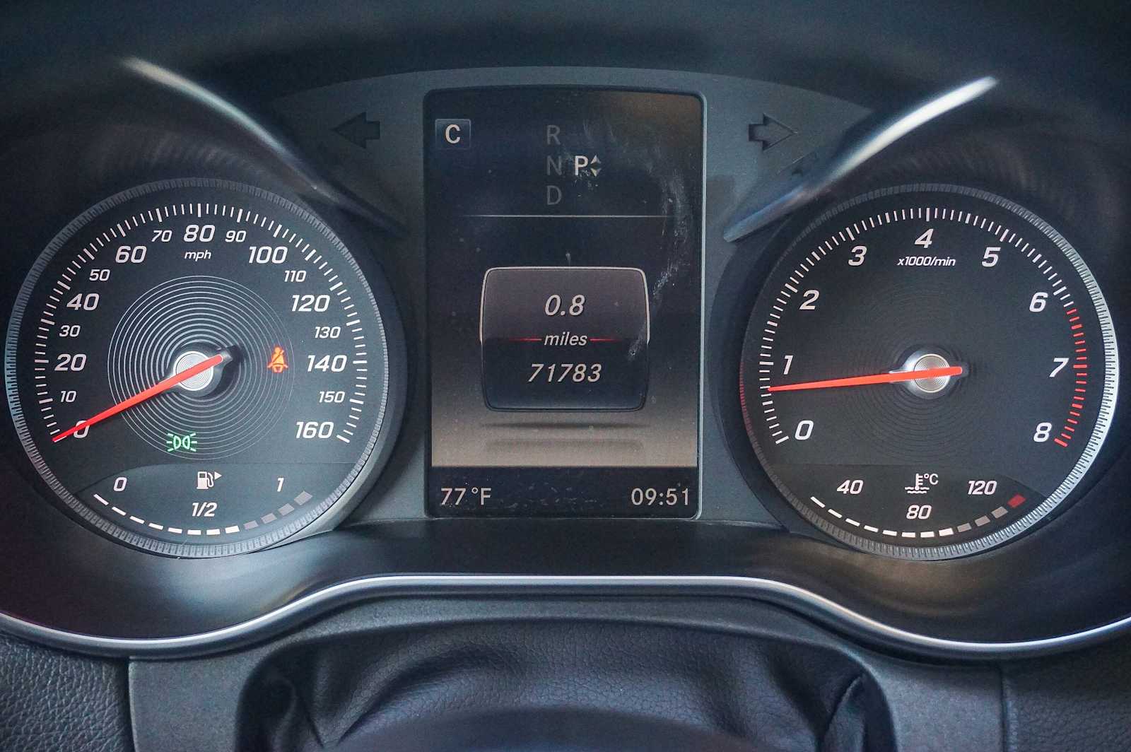 Thumbnail: 2017 Mercedes-Benz C-Class - 28