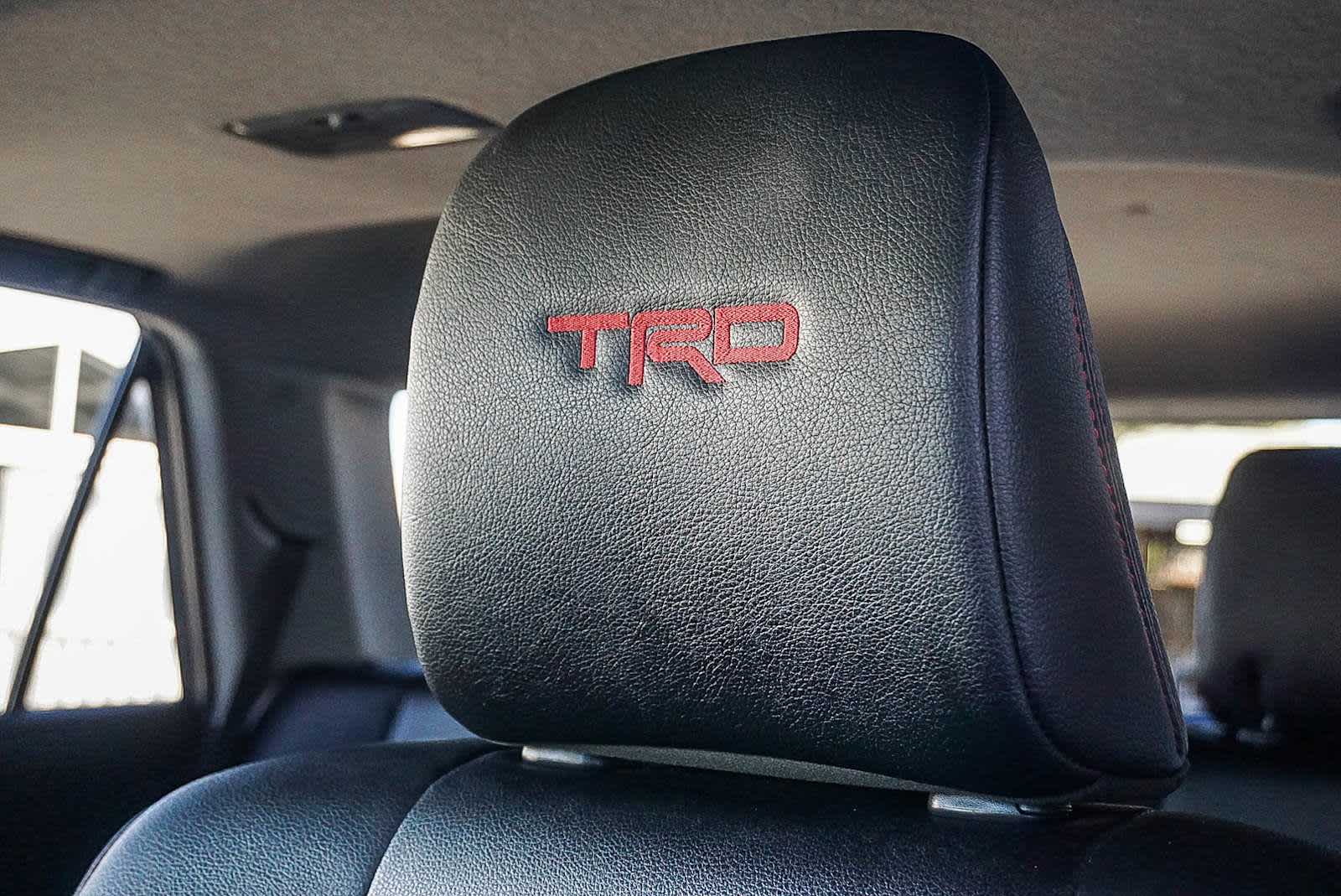 Thumbnail: 2022 Toyota 4Runner - 26