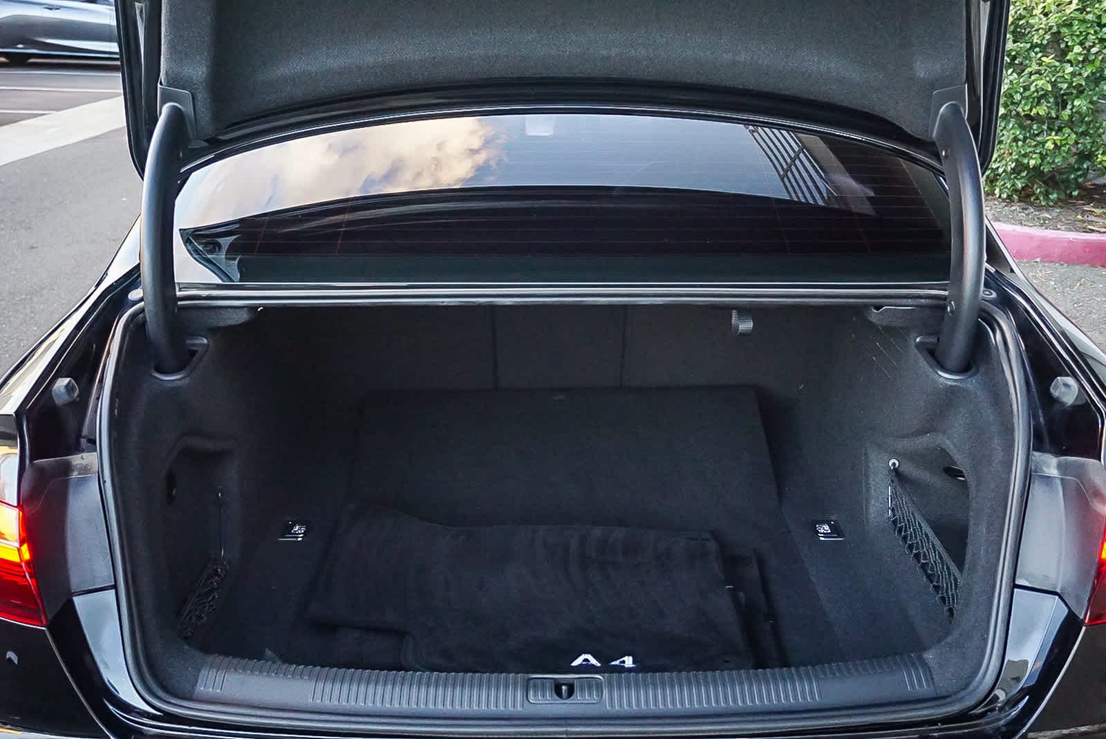 Thumbnail: 2020 Audi A4 - 25