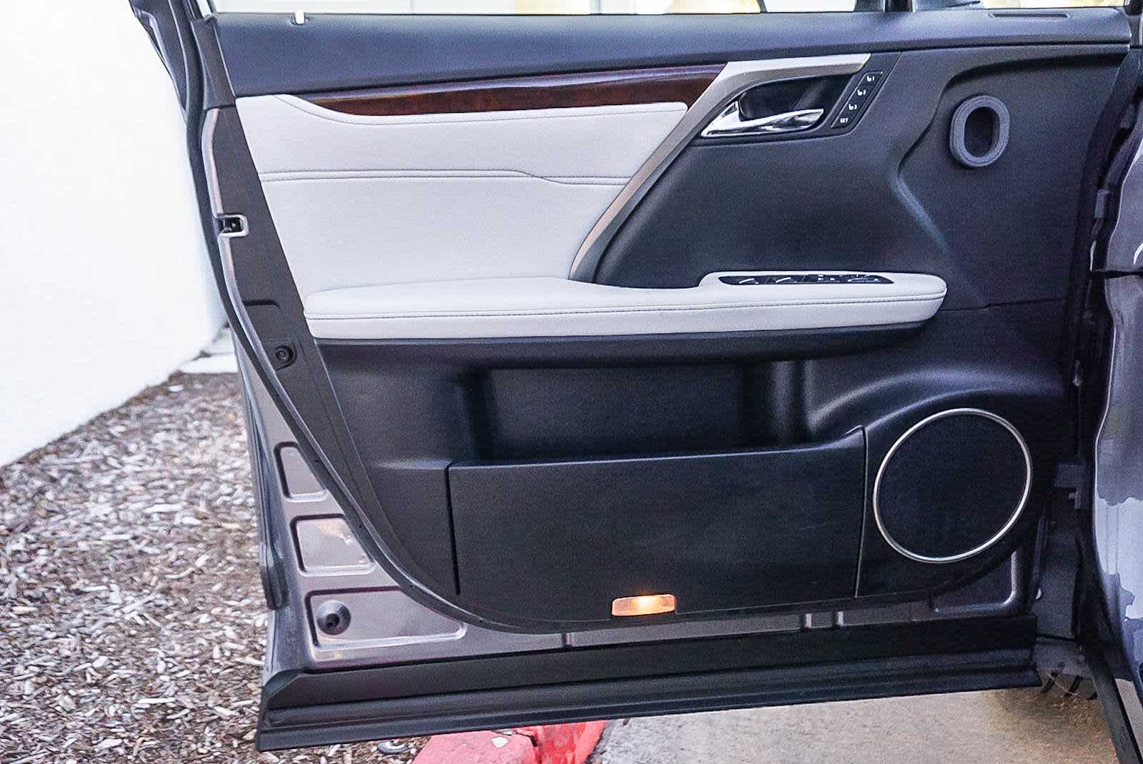 Thumbnail: 2017 Lexus RX - 22