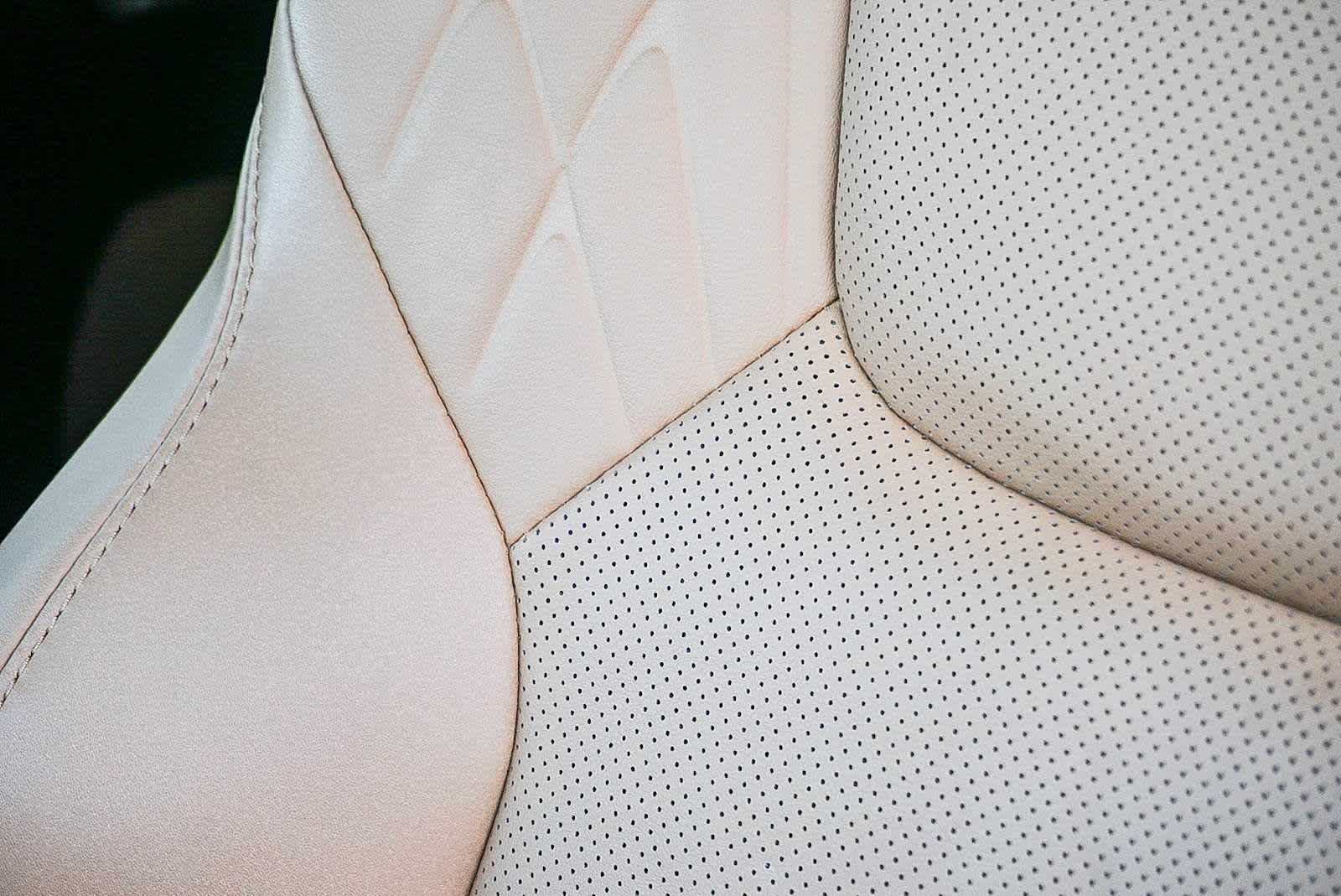 Thumbnail: 2025 Lexus RX - 33