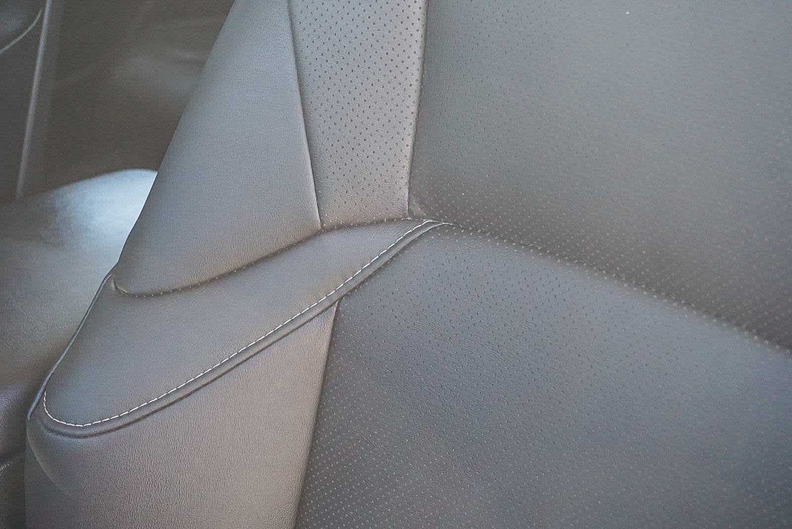 Thumbnail: 2024 Lexus ES - 26