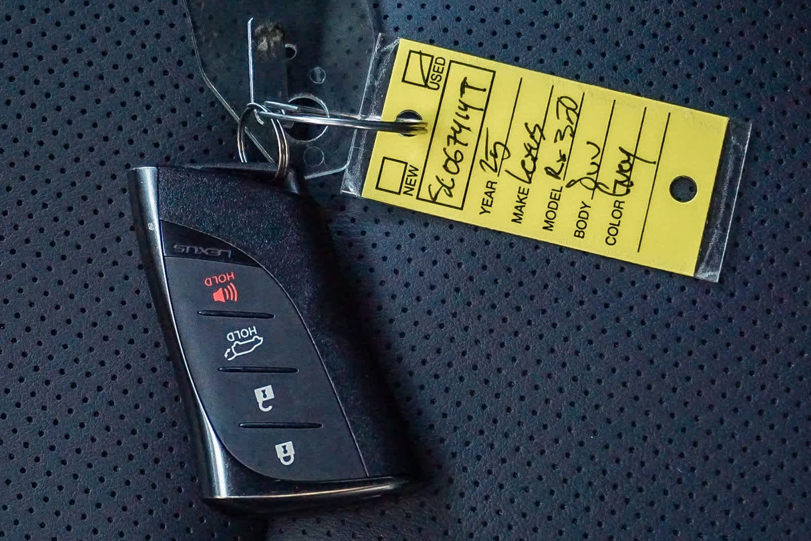 Thumbnail: 2025 Lexus RX - 29