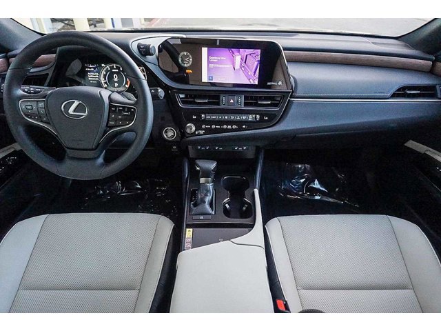 Thumbnail: 2025 Lexus ES - 13
