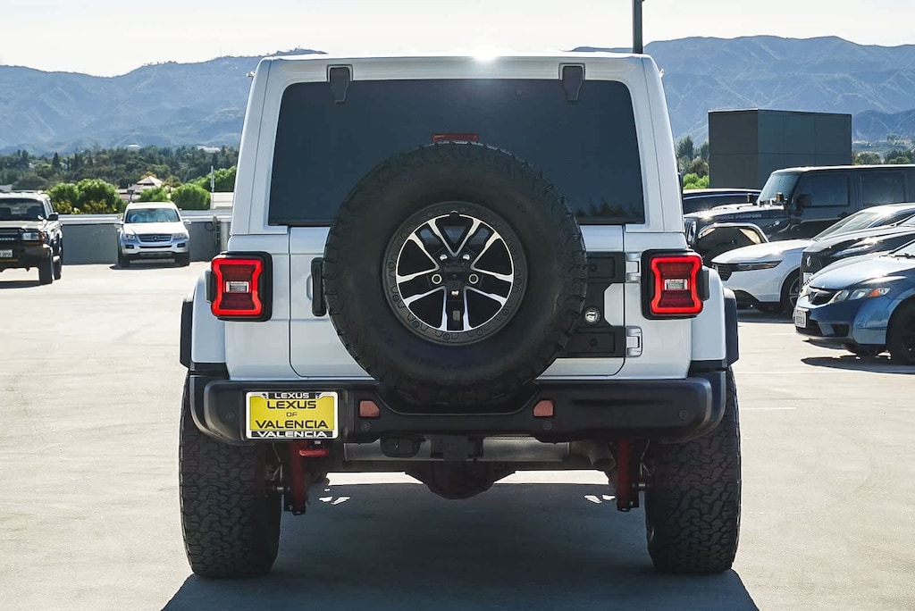 Used 2024 Jeep Wrangler Rubicon SUV