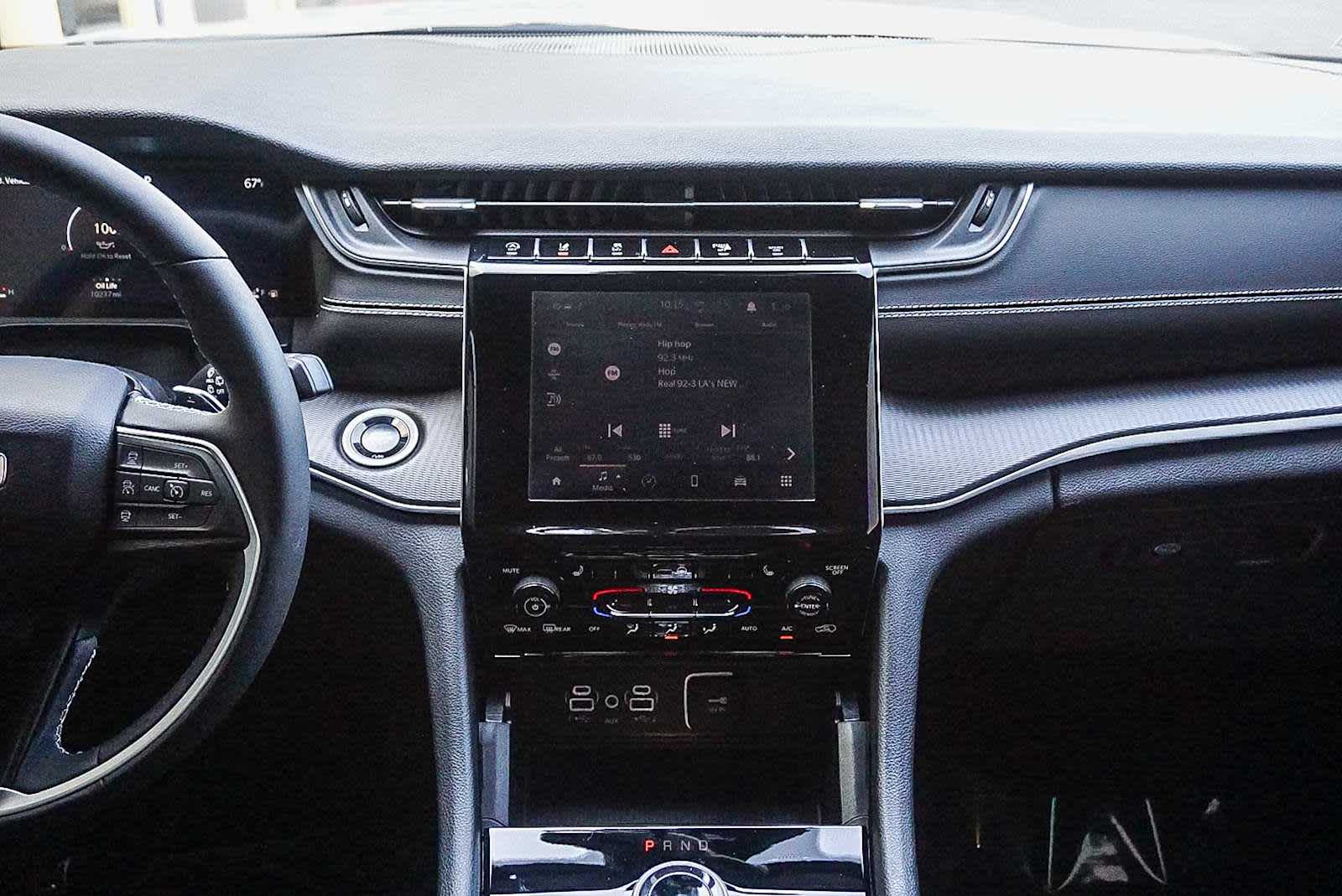 Thumbnail: 2025 Jeep Grand Cherokee - 16