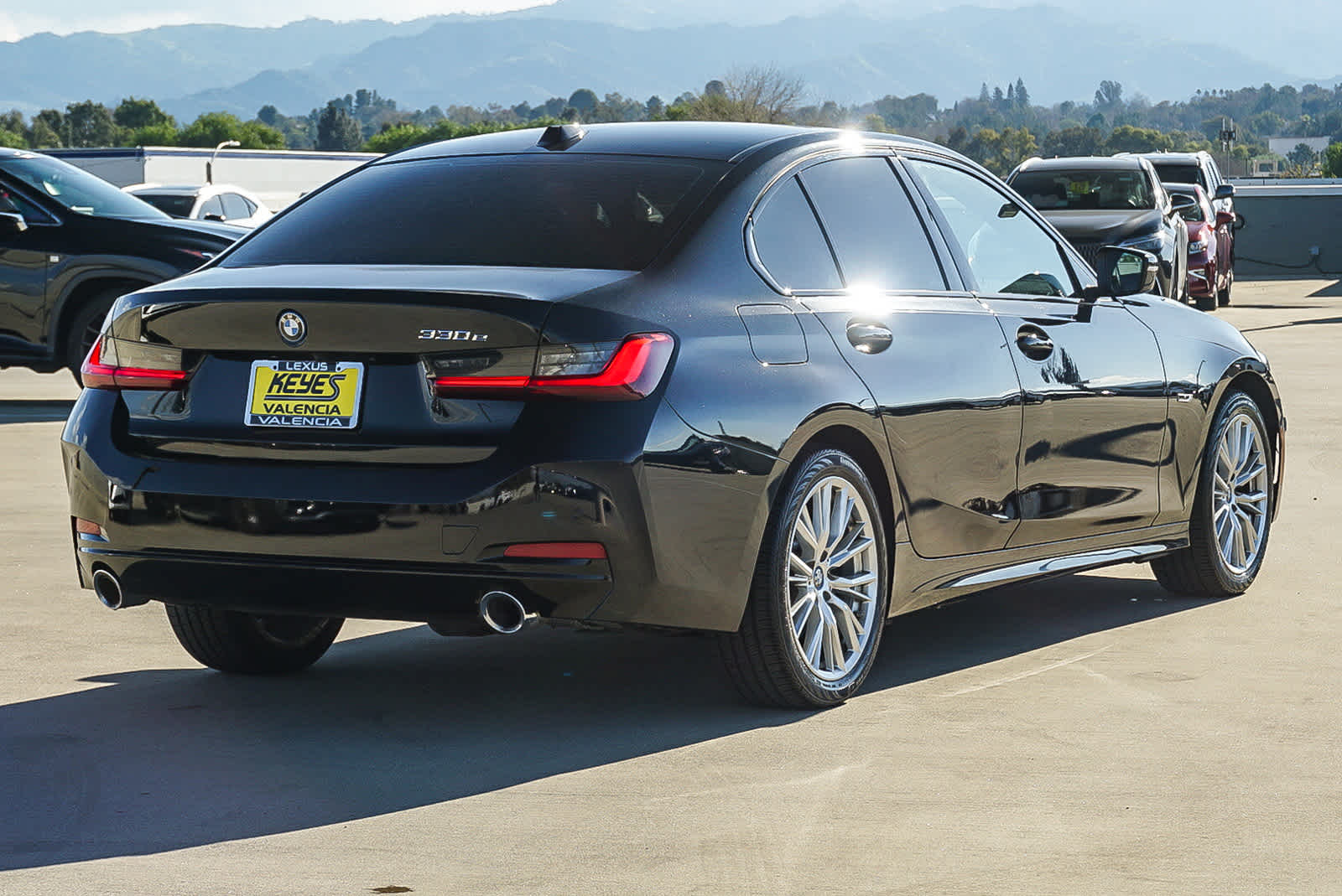 Thumbnail: 2023 BMW 3 Series - 4